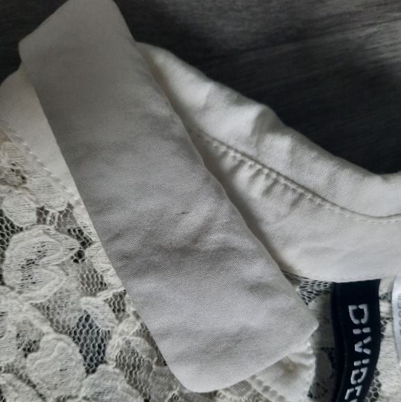 H&M White Lace Button Up Tank Top - Picture 3 of 4